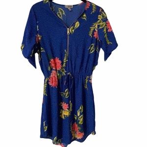 Small summer dress S flowered short sleeved dress